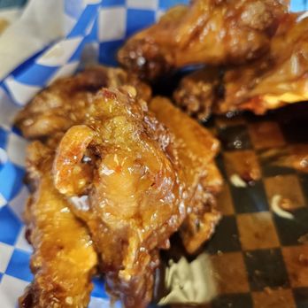 Planet Pizza - Citrus explosion traditional wings - Pizza Near Me - Plano, Illinois