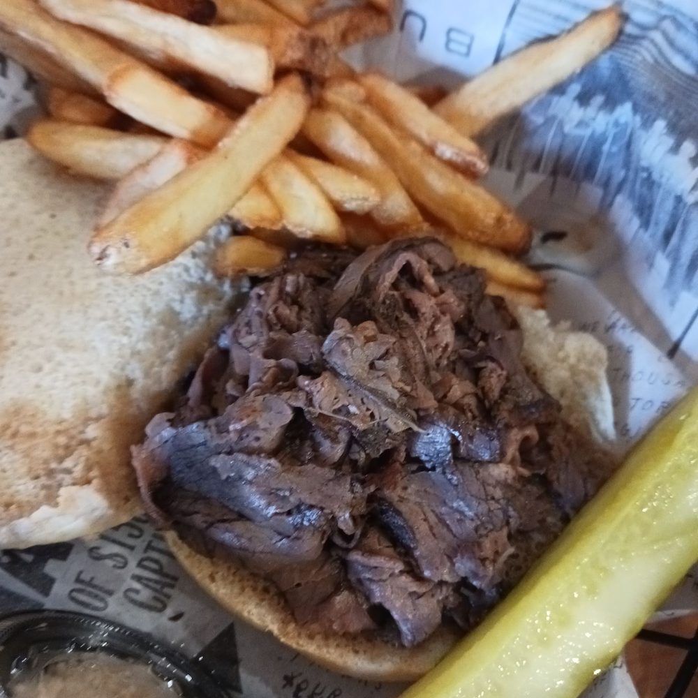 The Draft Room - Beef on wexk - Brewpubs Near Me - Buffalo, New York