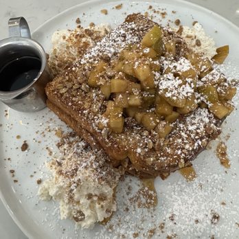 The Tasty Table - Spicy Apple Crumble French Toast - American Near Me - Ossining, New York