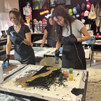 Hawaii Fluid Art - Arts & Crafts Near Me - San Diego, California