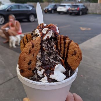 Frosty's Ice Cream - Ice Cream & Frozen Yogurt Near Me - Depew, New York