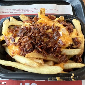 Wendy's - Baconator Fries - Fast Food Near Me - Torrance, California Wendy's - Baconator Fries - Fast Food Near Me - Torrance, California