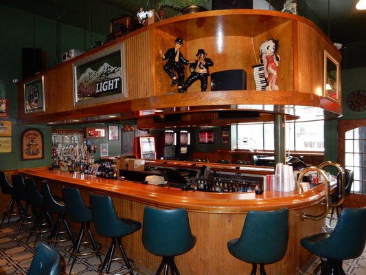 Phoenix Bar & Grill by null