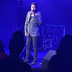Tropicana Showroom - Babyface in concert