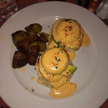 Helen's - New American Near Me - Richmond, Virginia