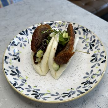 Amy Thai Bistro - Bistro Duck Bun - Thai Near Me - Brooklyn, New York