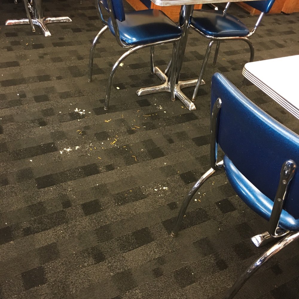 Skyline Chili - This was just 1 of 10 areas of the restaurant equally as dirty around basically every table. - Fast Food Near Me - Oxford, Ohio