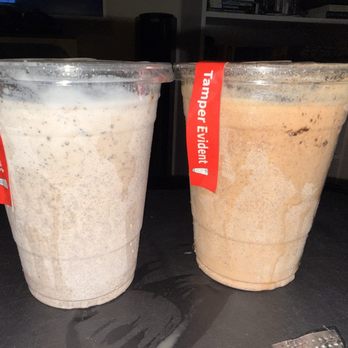 Sugar Wing - VANILLA SHAKE with Oreo and CHOCOLATE SHAKE with Oreo - Chicken Wings Near Me - Tampa, Florida Sugar Wing - VANILLA SHAKE with Oreo and CHOCOLATE SHAKE with Oreo - Chicken Wings Near Me - Tampa, Florida