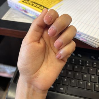 Lake Elsinore Nails - Gel Manicure - Nail Salons Near Me - Lake Elsinore, California
