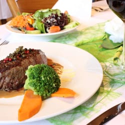 Razze Butz - Unser Saftiges Rumpsteak