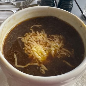 Lakeview Lounge - Under the cheese crust. - Canadian (New) Near Me - Lake Louise, Alberta