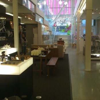 Umbra Store - Home Decor Near Me - Toronto, Ontario