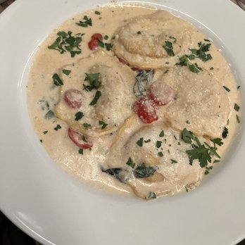 Maxi's - Lobster ravioli - Italian Near Me - Cleveland, Ohio