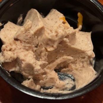 Gilligans Bar & Grill - Cinnamon Butter - Bars Near Me - Harrisburg, Pennsylvania