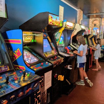 Level 256 Classic Arcade Bar - There were several more games in the back (including Street Fighter 2!). - Bars Near Me - Asheville, North Carolina Level 256 Classic Arcade Bar - There were several more games in the back (including Street Fighter 2!). - Bars Near Me - Asheville, North Carolina