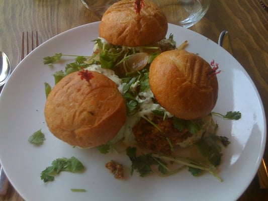 Plum Bistro by null