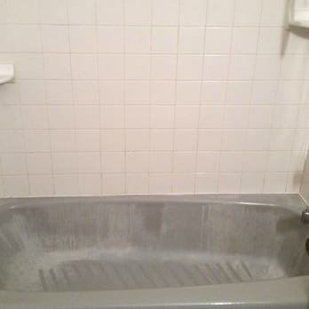 Odorless Bathtub Refinishing - Before - Refinishing Services Near Me - Chicago, Illinois