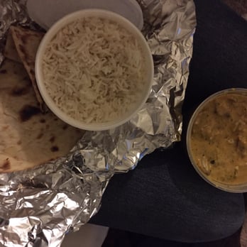 Agra Cafe - Creamy mushroom (vegan) with naan & rice - Indian Near Me - Los Angeles, California Agra Cafe - Creamy mushroom (vegan) with naan & rice - Indian Near Me - Los Angeles, California