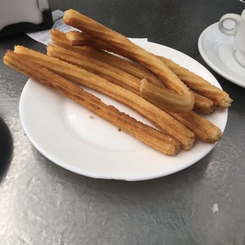 Chocolatería San Ginés - Chocolatiers & Shops Near Me - Madrid, M