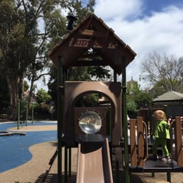 Younger children's play structure