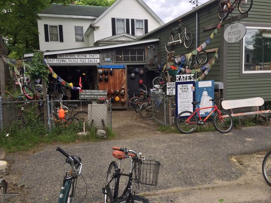 Brad’s Bike Rental & Repair by null