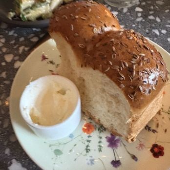 Living Room - Milk bread - Lounges Near Me - Los Angeles, California Living Room - Milk bread - Lounges Near Me - Los Angeles, California