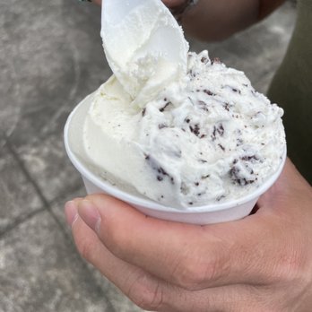 Gypsea Gelato - Coconut and mac nut - Gelato Near Me - Kealakekua, Hawaii Gypsea Gelato - Coconut and mac nut - Gelato Near Me - Kealakekua, Hawaii