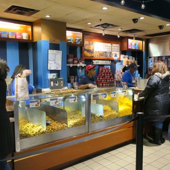 Garrett Popcorn Shops - Counter display - Popcorn Shops Near Me - Chicago, Illinois