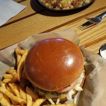 Reset - American burger with fries - Pizza Near Me - Rossford, Ohio