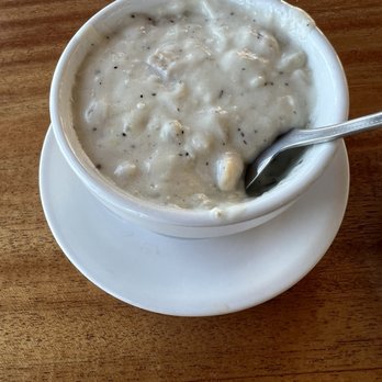 Captain Parker's Pub - Cup of Clam Chowder - Pubs Near Me - West Yarmouth, Massachusetts Captain Parker's Pub - Cup of Clam Chowder - Pubs Near Me - West Yarmouth, Massachusetts