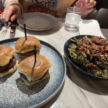 Esmai’s Cafe & Restaurant - Wagyu sliders and crispy Brussels sprouts with bacon - Modern European Near Me - Brookline, Massachusetts