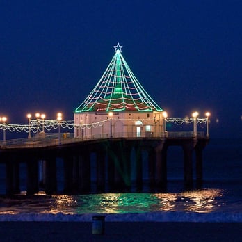 Manhattan Beach Pier - Photo taken by my boy Al-Boogie before suiting up for a morning session. Merry Christmas - Local Flavor Near Me - Manhattan Beach, California Manhattan Beach Pier - Photo taken by my boy Al-Boogie before suiting up for a morning session. Merry Christmas - Local Flavor Near Me - Manhattan Beach, California