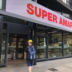 Super Amara Benti Barra - Front entrance