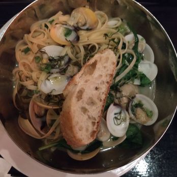 Big Fin Seafood - Clams in White Sauce - Seafood Near Me - Orlando, Florida Big Fin Seafood - Clams in White Sauce - Seafood Near Me - Orlando, Florida