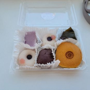 Fugetsu-Do - Mochi Assortment - Candy Stores Near Me - Los Angeles, California