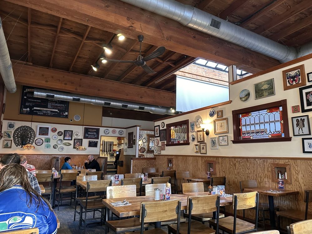 The Maple Counter Cafe