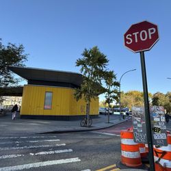 MTA Fordham Metro-North Station - South entry to station