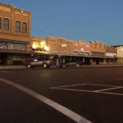 Liberty Tree Tavern - Outside downtown Elgin