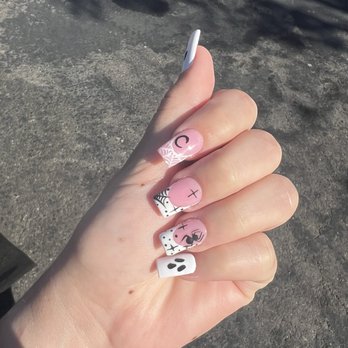 The Nail House - Nail Salons Near Me - Milpitas, California