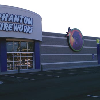 Phantom Fireworks of Macclenny - Fireworks Near Me - Macclenny, Florida