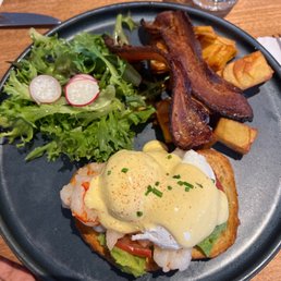 Prawns Benedict