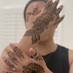 RS Threading and Henna - Love the freestyle Henna designs! Turned out great.