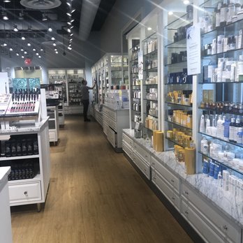 Bluemercury - Cosmetics & Beauty Supply Near Me - Fairfax, Virginia