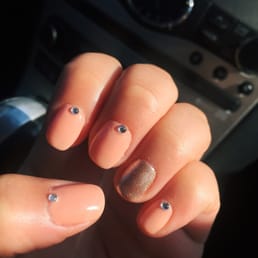Love !! Couldn't decide what color pink I wanted but they helped refer me the perfect peach/pink color Couldn't be happier! Love !! Couldn't decide what color pink I wanted but they helped refer me the perfect peach/pink color Couldn't be happier!