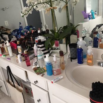 Squeaky clean - Bath sinks - Home Cleaning Near Me - Atlanta, Georgia Squeaky clean - Bath sinks - Home Cleaning Near Me - Atlanta, Georgia