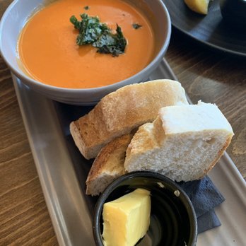 Ryan's Bar - Tomato soup - Pubs Near Me - Edinburgh, EDH