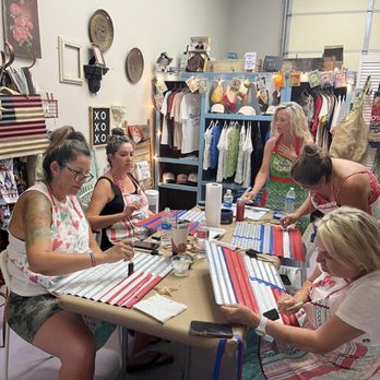 La Tea Da’s - Fun craft class - Antiques Near Me - Bullhead City, Arizona