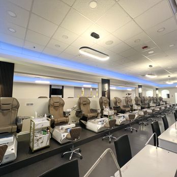 Xpression Nail Spa - Nail Salons Near Me - Skokie, Illinois Xpression Nail Spa - Nail Salons Near Me - Skokie, Illinois