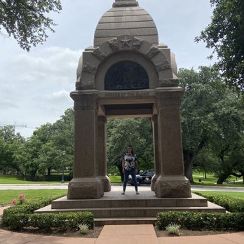 Texas State Capitol - Landmarks & Historical Buildings Near Me - Austin, Texas