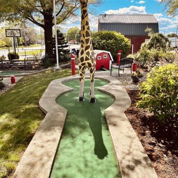 Rutter's Putters Paradise - Mini Golf Near Me - York, Pennsylvania